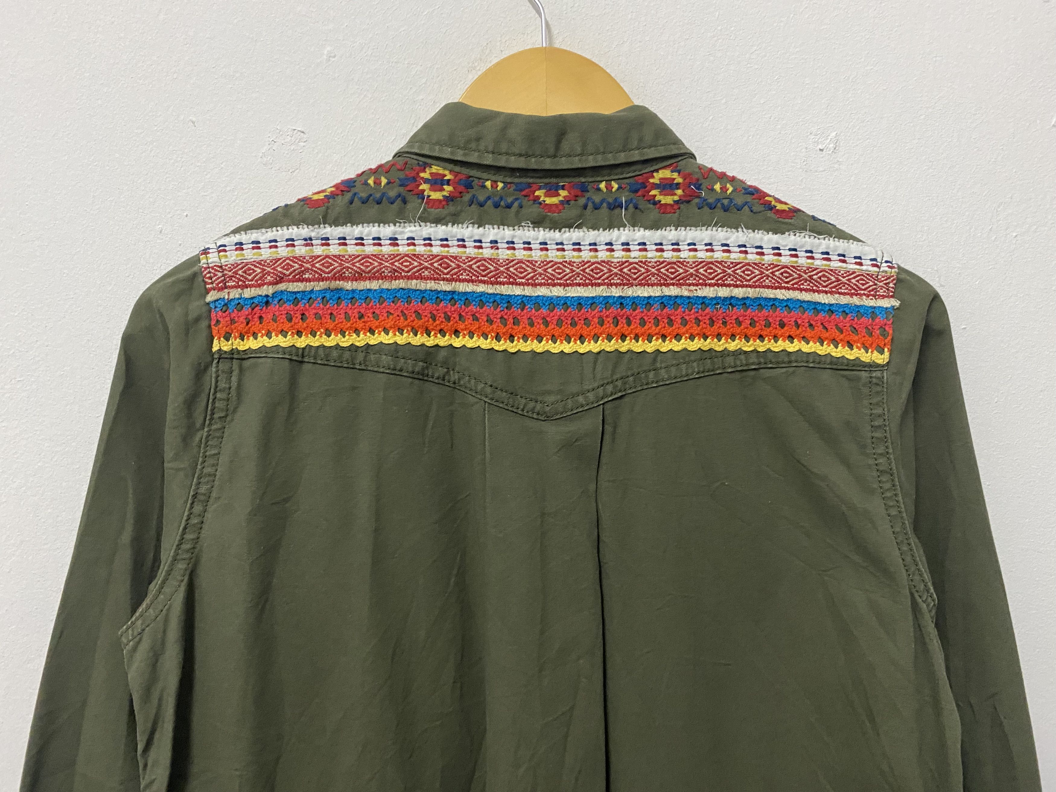 Japanese Brand TITICACA Japan Ethnic Boho Embroidered Utility Shirt Size US S / EU 44-46 / 1 - 9 Thumbnail