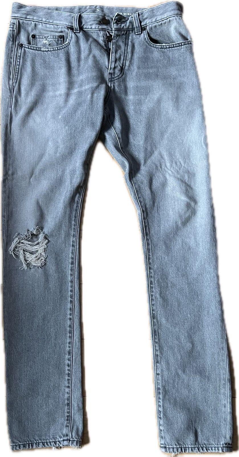 image of Saint Laurent Paris x YVES Saint Laurent Jeans Ripped Skinny in Grey, Men's (Size 31)