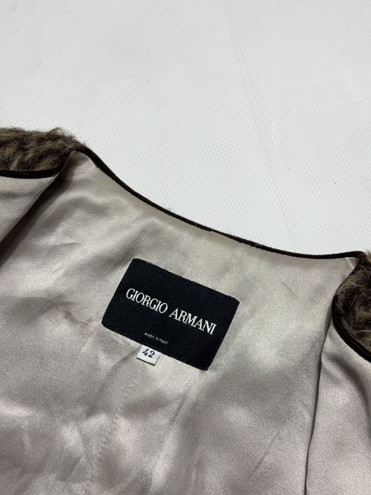 Giorgio Armani Giorgio Armani Alpaca & Silk Round Neck Cropped Jacket Size M / US 6-8 / IT 42-44 - 4 Thumbnail