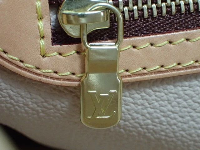 Louis Vuitton Louis Vuitton Bucket GM Shoulder Bag Monogram M42236 Size ONE SIZE - 10 Thumbnail