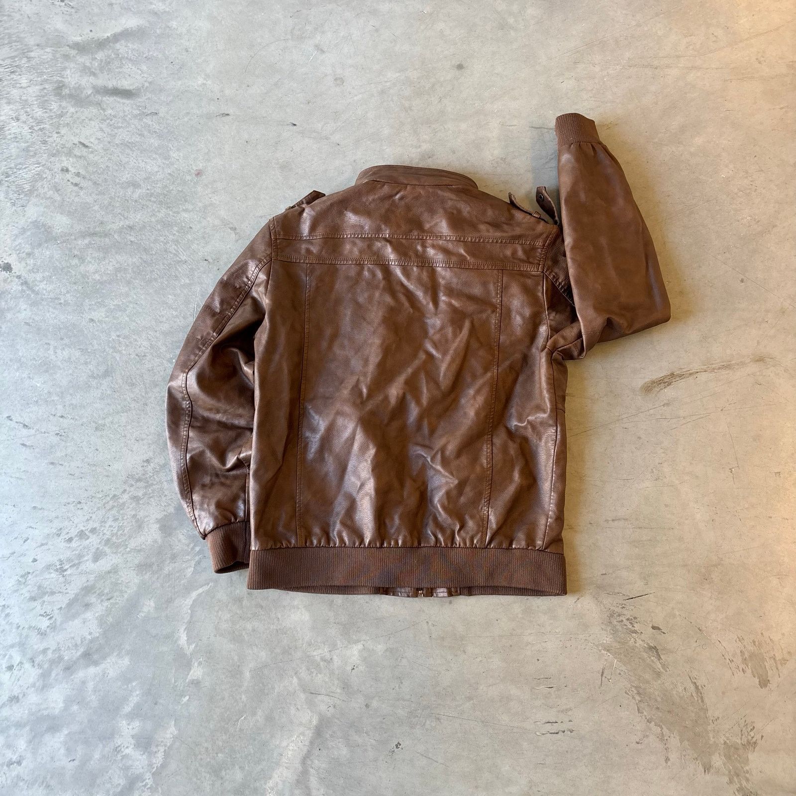 Vintage vintage brown leather jacket Size US L / EU 52-54 / 3 - 4 Thumbnail