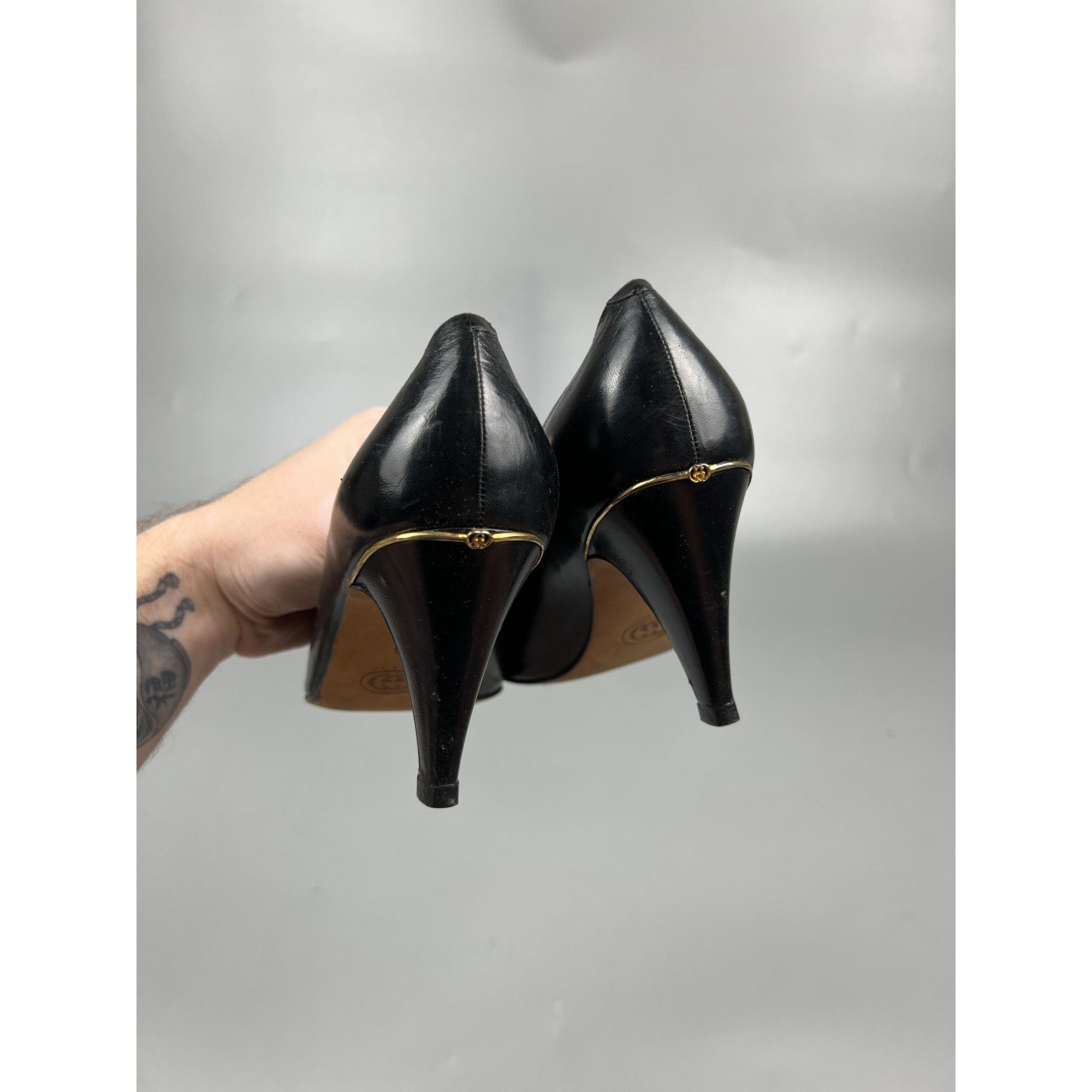 Gucci Gucci Vintage Pointed Toe Leather Pumps (Y1022) Size US 6 / IT 36 - 6 Thumbnail