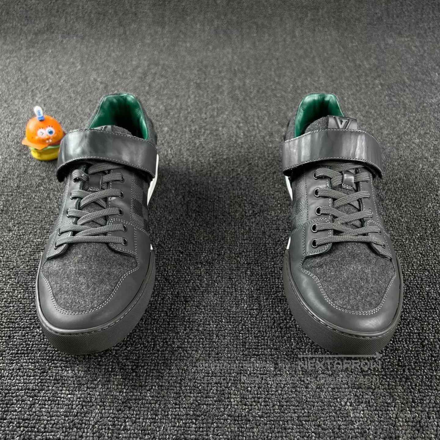 Louis Vuitton Black Low. Size US 10 / EU 43 - 2 Thumbnail