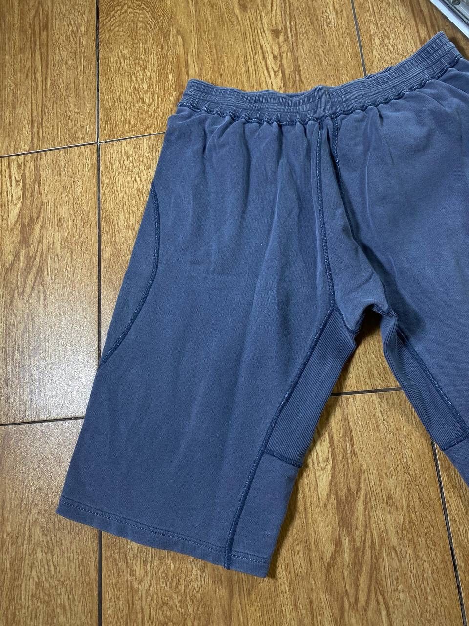 Nike × Vintage 90's NIKE SWOOSH LOGO Y2K RARE RETRO SHORTS Size US 34 / EU 50 - 18 Thumbnail