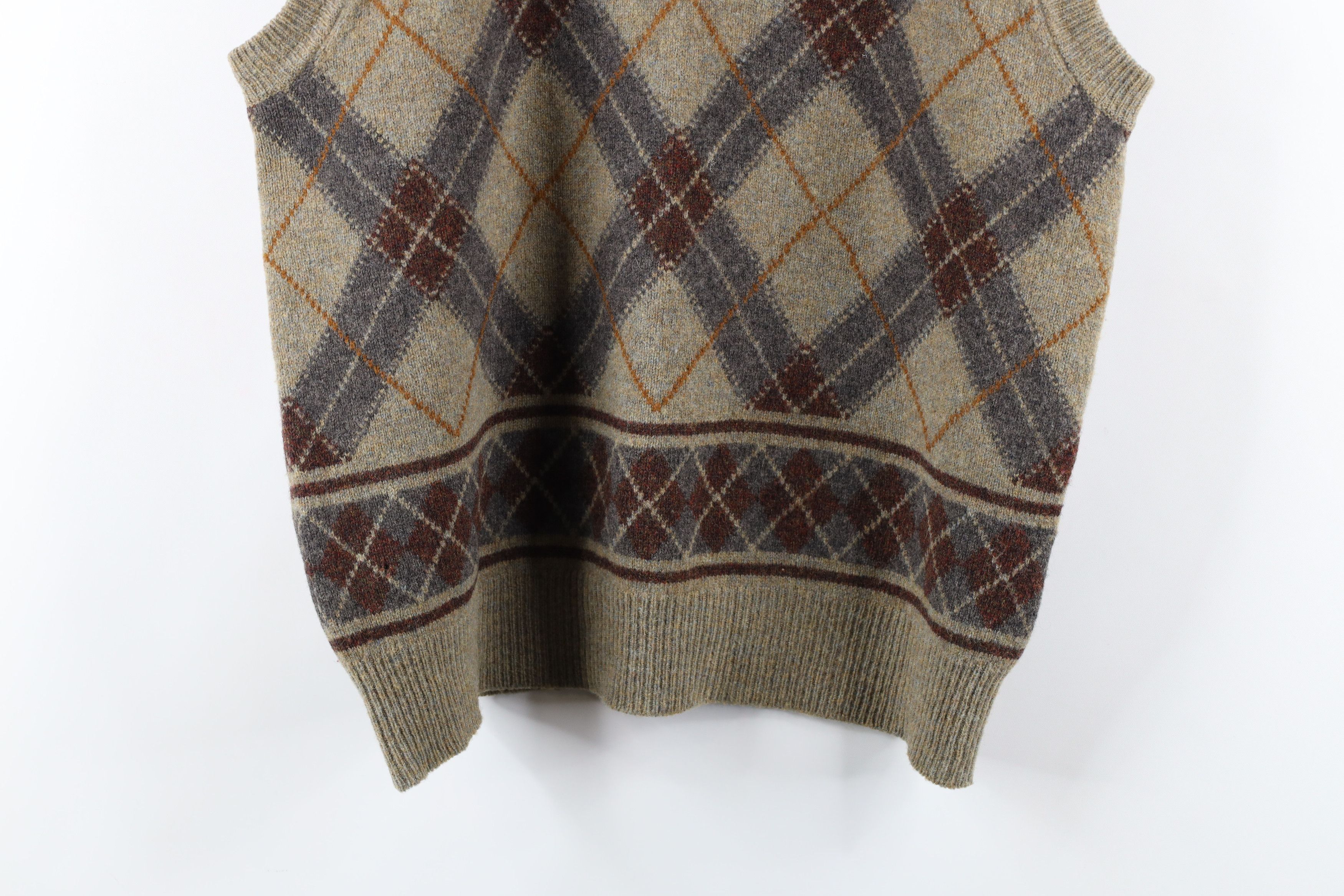 Vintage Vintage 90s Streetwear Diamond Lambswool Knit Sweater Vest Size ONE SIZE - 3 Thumbnail