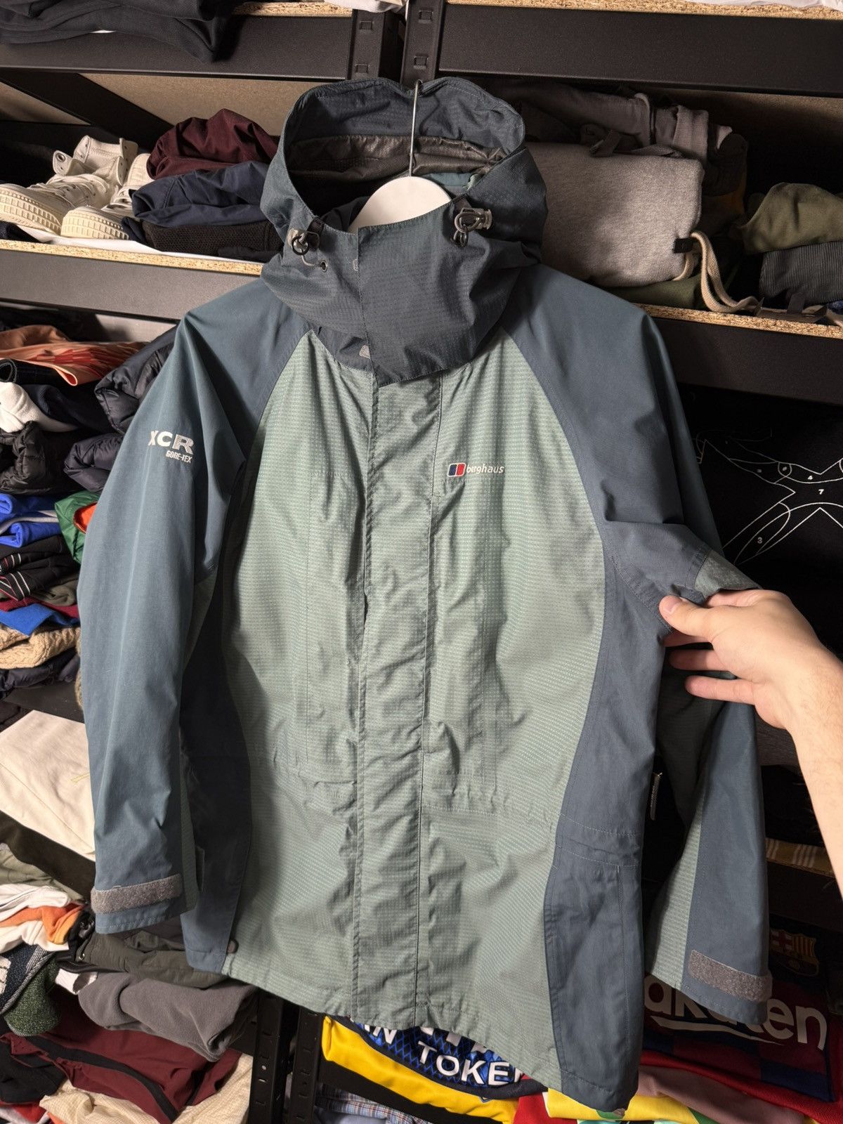 Berghaus Berghaus Gore-Tex XCR Jacket Vintage Hooded Waterproof WMNS Size M / US 6-8 / IT 42-44 - 5 Thumbnail