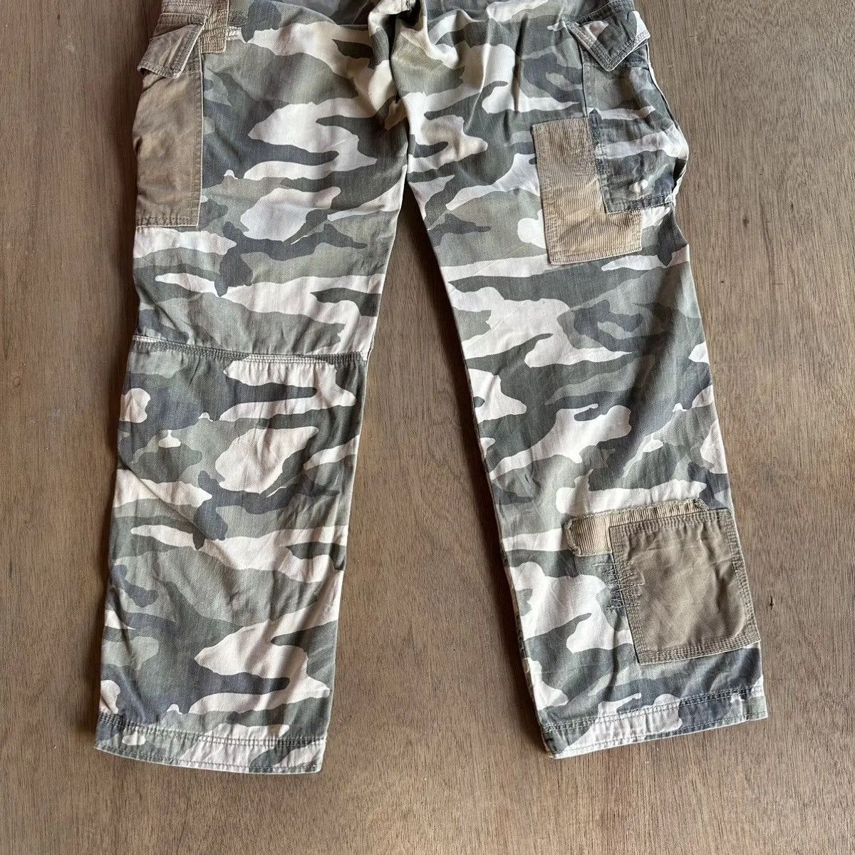 Jungles STEALS💥RUSH HOUR JAPANESE BIG POCKET CAMO BAGGY CARGO PANTS Size US 32 / EU 48 - 11 Thumbnail