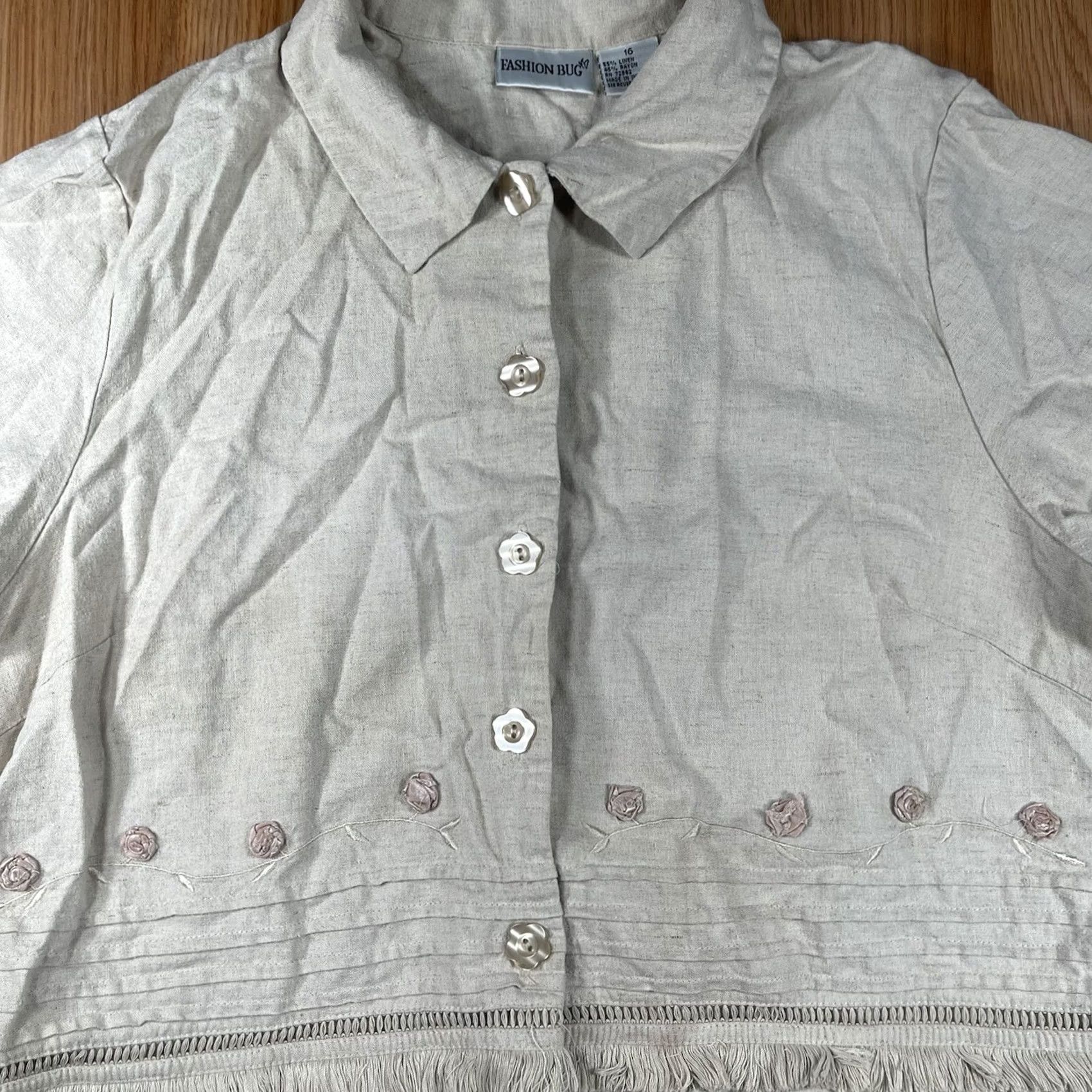 Vintage Fashion Bug Blouse Shirt Beige Linen Blend Button-Up Size 16 Womens Casual Shirt Beige Linen Blend Button-Up Womens 16 Size XXL / US 16-18 / IT 52-54 - 2 Thumbnail