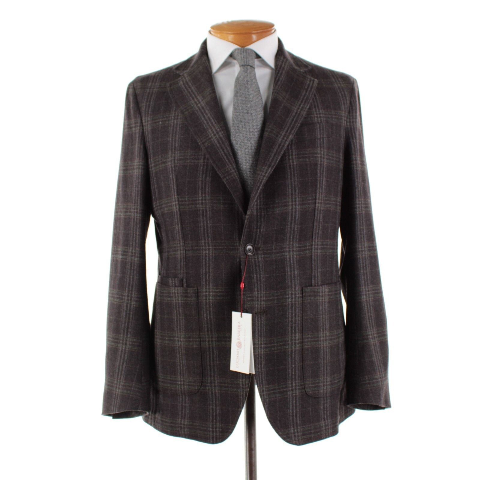 Luciano Barbera New with tags Sport Coat Size 44 US in Purp