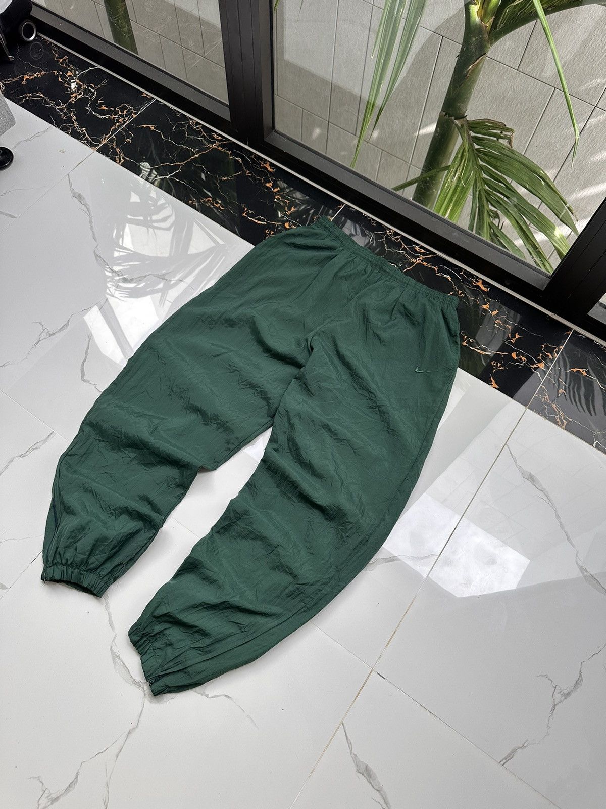 Nike × Vintage 90s NIKE VINTAGE BASIC LOGO STREETWEAR SWEATPANTS Size US 34 / EU 50 - 2 Thumbnail