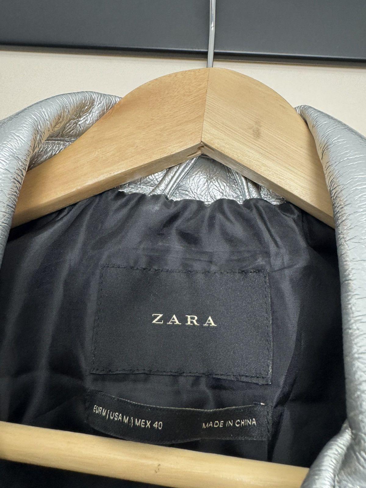 Zara Zara Silver Zip Jacket Avant Garde Rare Designer Vibe Size US M / EU 48-50 / 2 - 4 Thumbnail