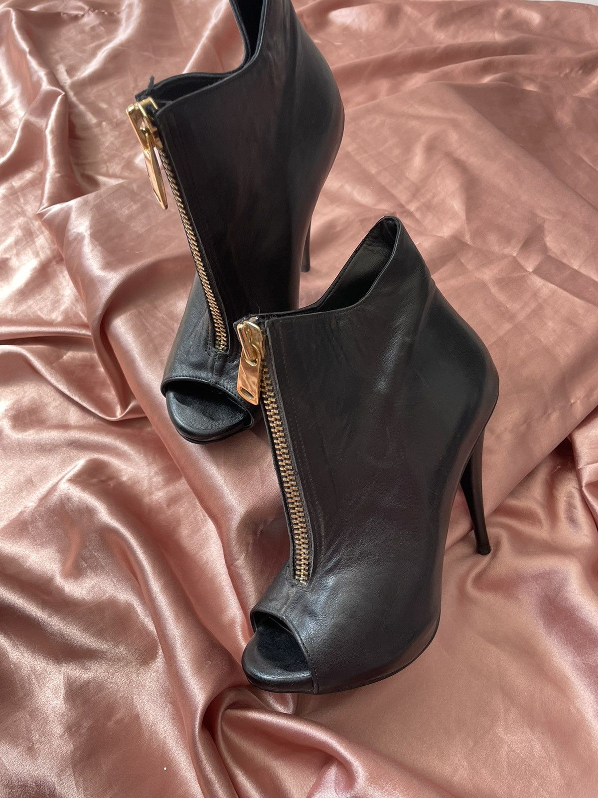 Giuseppe Zanotti Giuseppe Zanotti boots Size US 6 / IT 36 - 9 Thumbnail