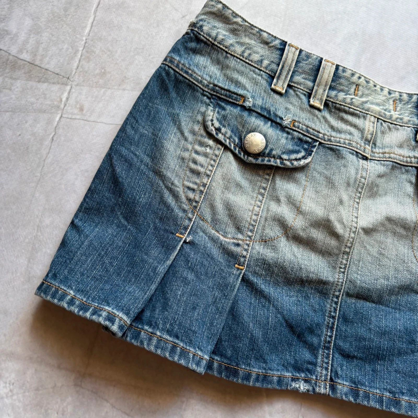Hysteric Glamour Y2K 00s Replay Denim Faded distressed Embroidered Mini Skirt Size 30" / US 8 / IT 44 - 7 Thumbnail