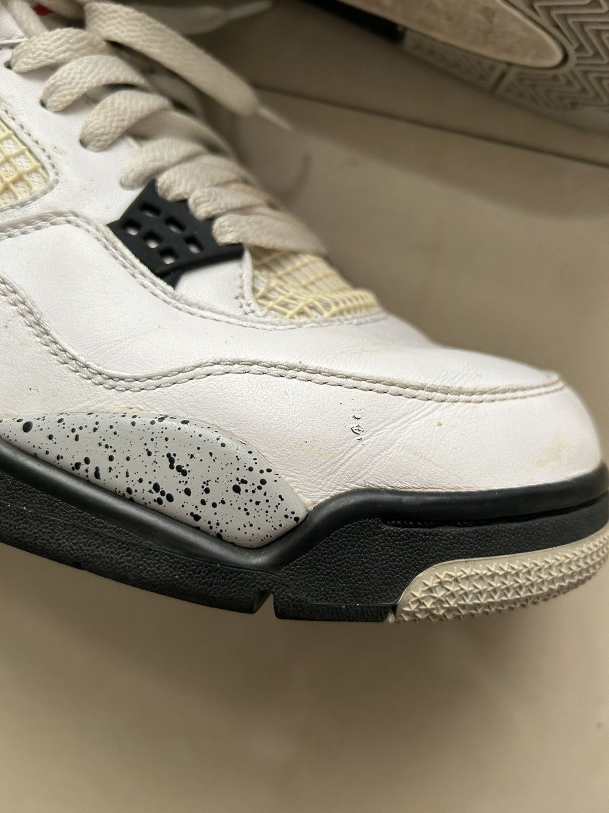 Jordan Brand Jordan 4 White Cement Size US 9.5 / EU 42-43 - 2 Thumbnail