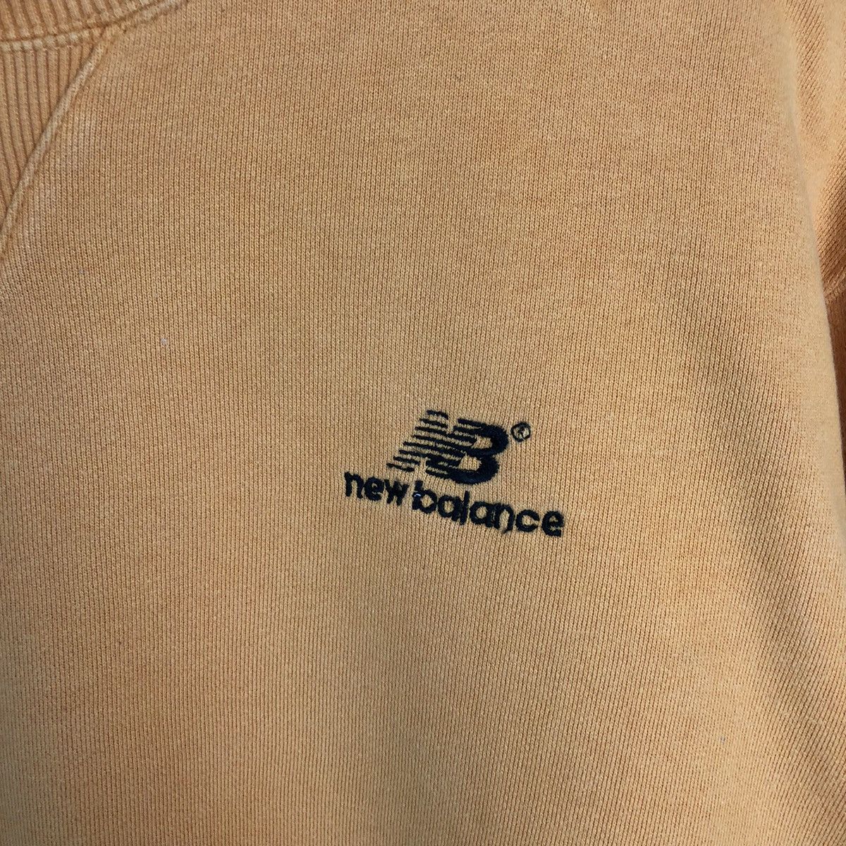New Balance New Balance Orange ripped vintage Sweatshirt #A304 Size US M / EU 48-50 / 2 - 10 Thumbnail