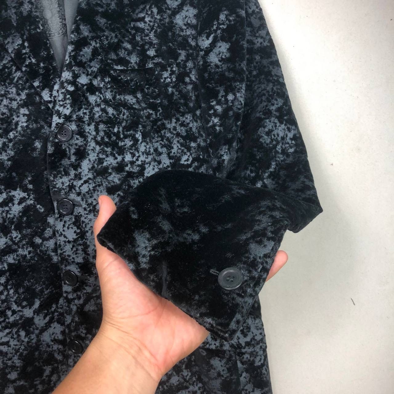 Versace Versace Classic V2 Black Feathered Overcoat Tuxedo Coat Size US M / EU 48-50 / 2 - 7 Thumbnail