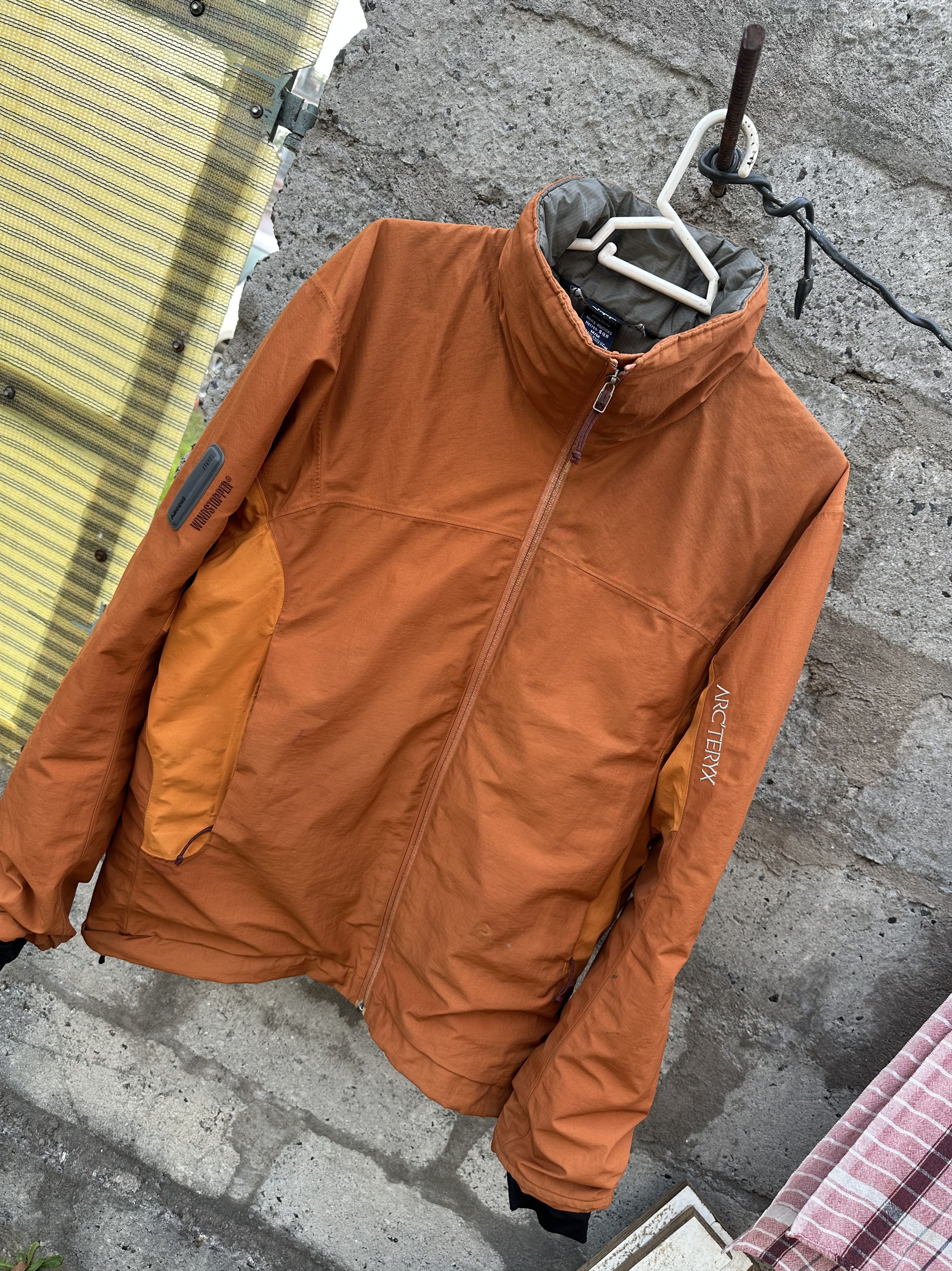 Arc'teryx Rare 2000s Arc’teryx RECCO Primaloft Windstopper Tech Size US M / EU 48-50 / 2 - 2 Thumbnail