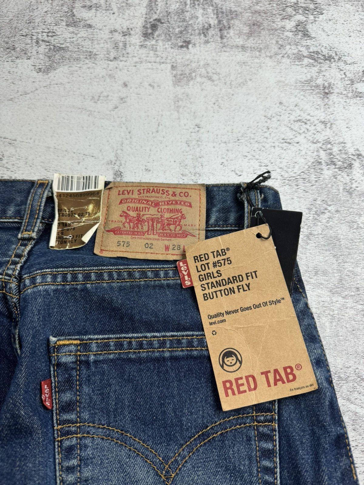 Levi's Levi’s 575 NEW W28 L32 Standard Fit Red Tab Blue Button Fly Denim Jeans Trousers Size 28" / US 6 / IT 42 - 8 Thumbnail