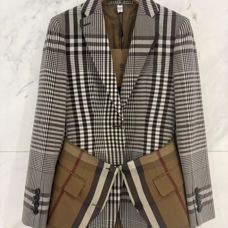 Burberry Burberry XS Brown Check Wool Jacket Size XS / US 0-2 / IT 36-38 - 1 Thumbnail