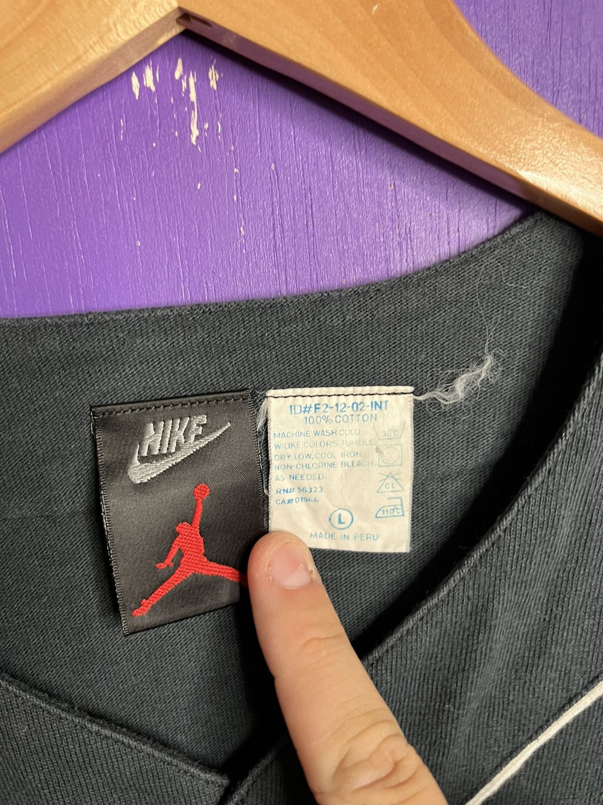 Jordan Brand × Nike × Vintage Vintage 90s Nike Jordan brand 23 baseball jersey Size US XL / EU 56 / 4 - 4 Thumbnail