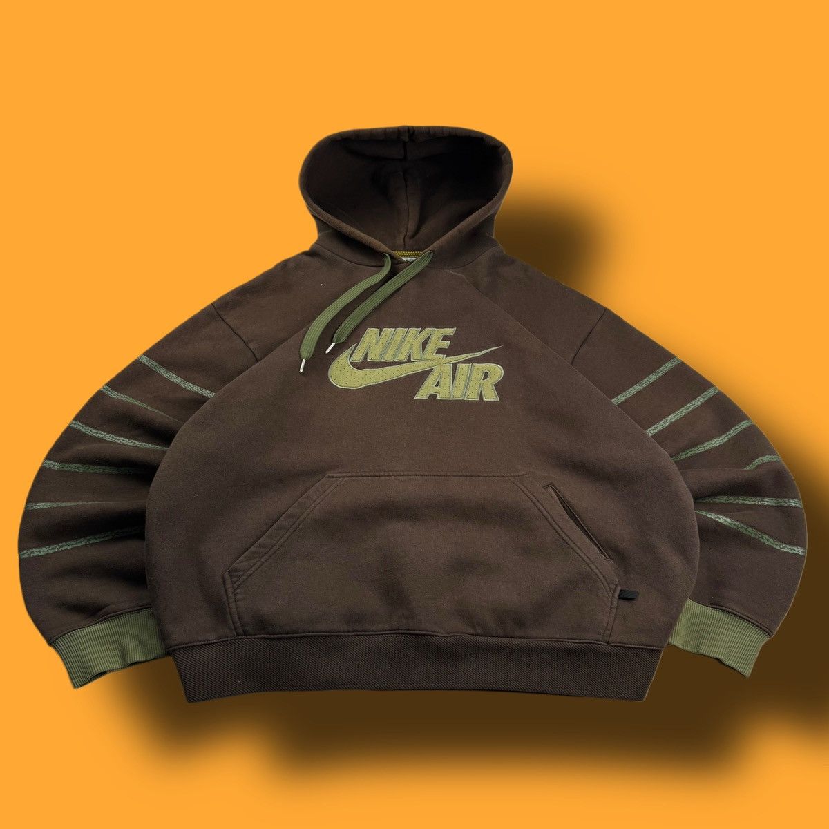 Nike × Vintage NIKE AIR MAX BROWN VINTAGE CENTER LOGO OVERSIZE BOXY HOODIE Size US XXL / EU 58 / 5 - 1 Thumbnail