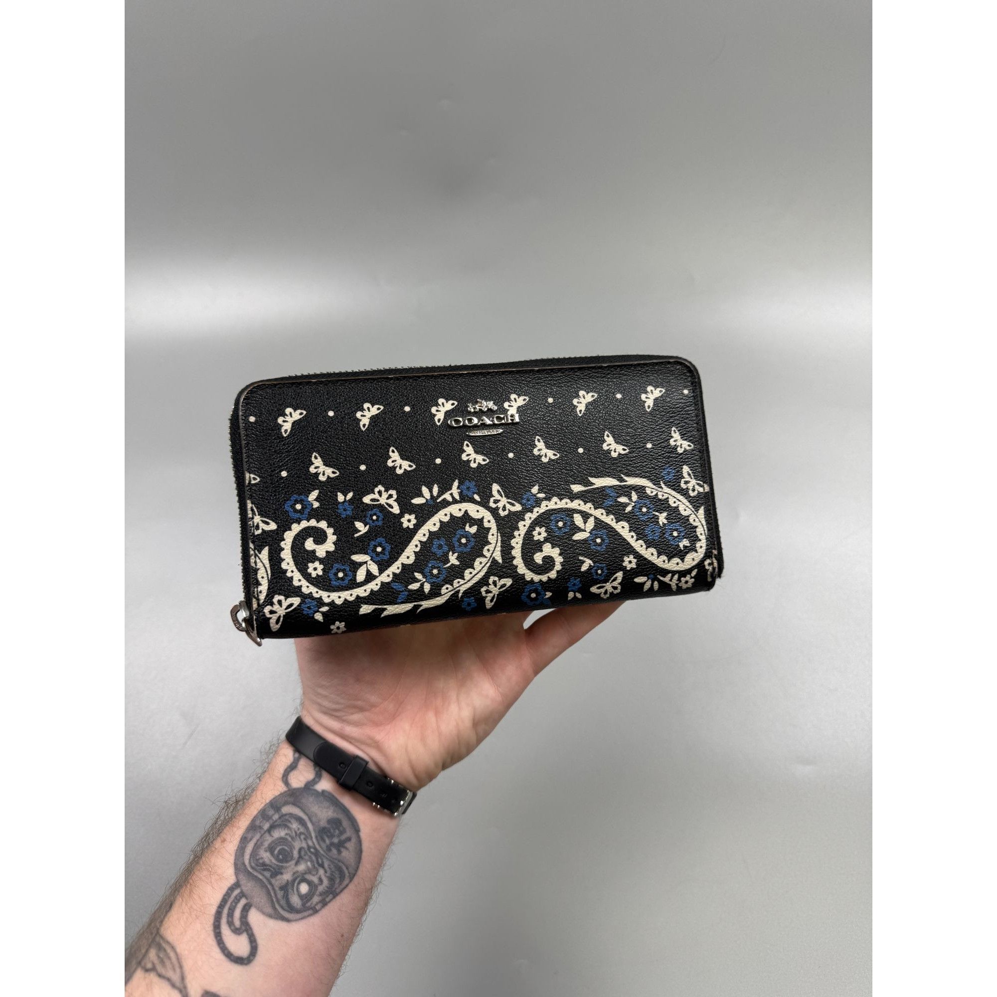 Coach Coach Accordion Zip Paisley Print Black Wallet (YG020) Size ONE SIZE - 1 Thumbnail