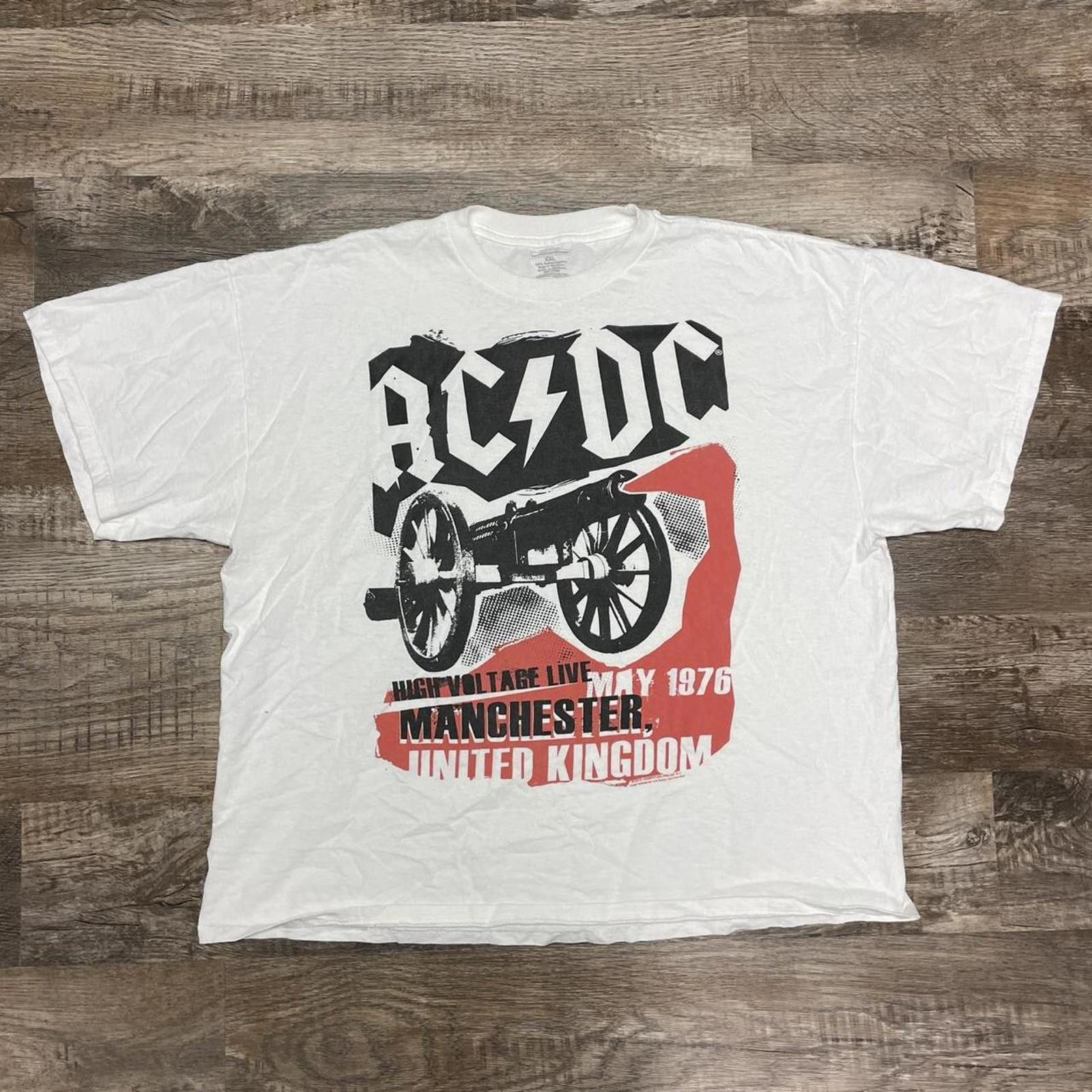 Other Men's White and Red Tshirt Size US XXL / EU 58 / 5 - 1 Thumbnail