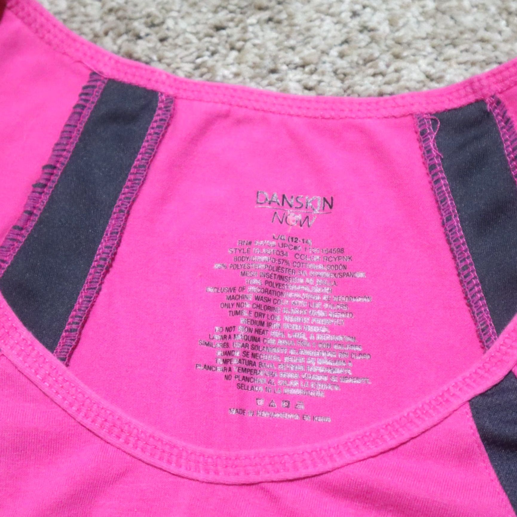 Vintage VINTAGE Danskin Pink Scrub Shirt Short Sleeve Adult Women's L Large with Pockets Size 36" / US 14 / IT 50 - 2 Thumbnail