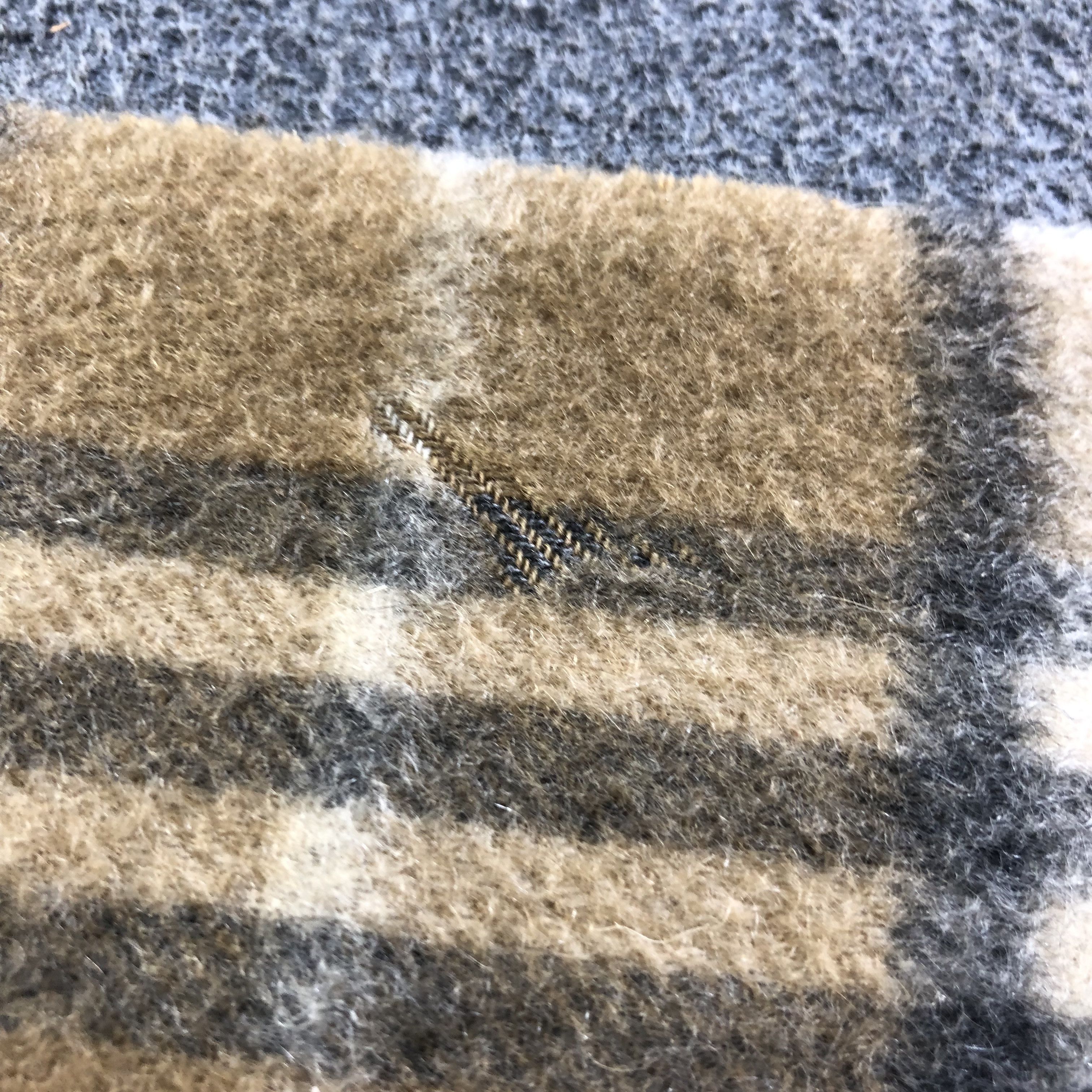 Burberry Burberrys Nova Check Cashmere Scarf Muffler Neckwear V2538 Size ONE SIZE - 7 Thumbnail