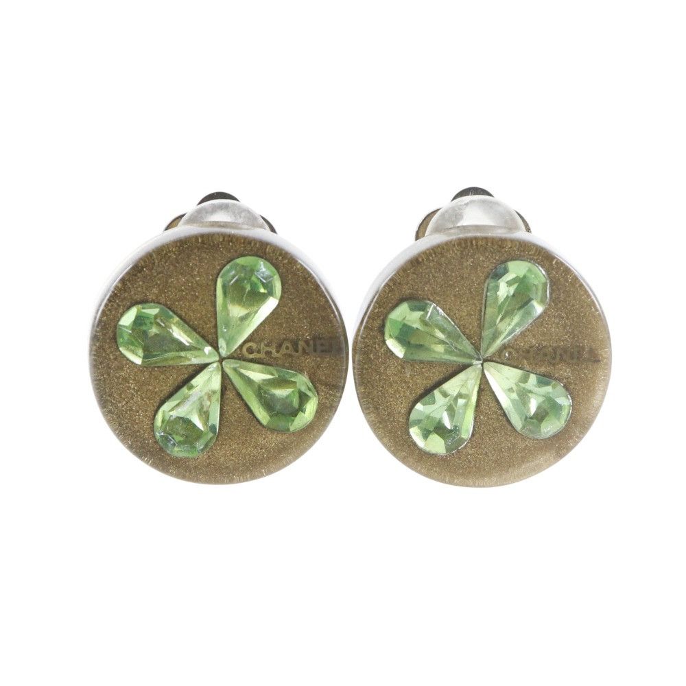 Chanel Chanel Chanel Clover Clip Earrings Plastic / Synthetic Earrings DUTY FREE for USA Size ONE SIZE - 1 Thumbnail
