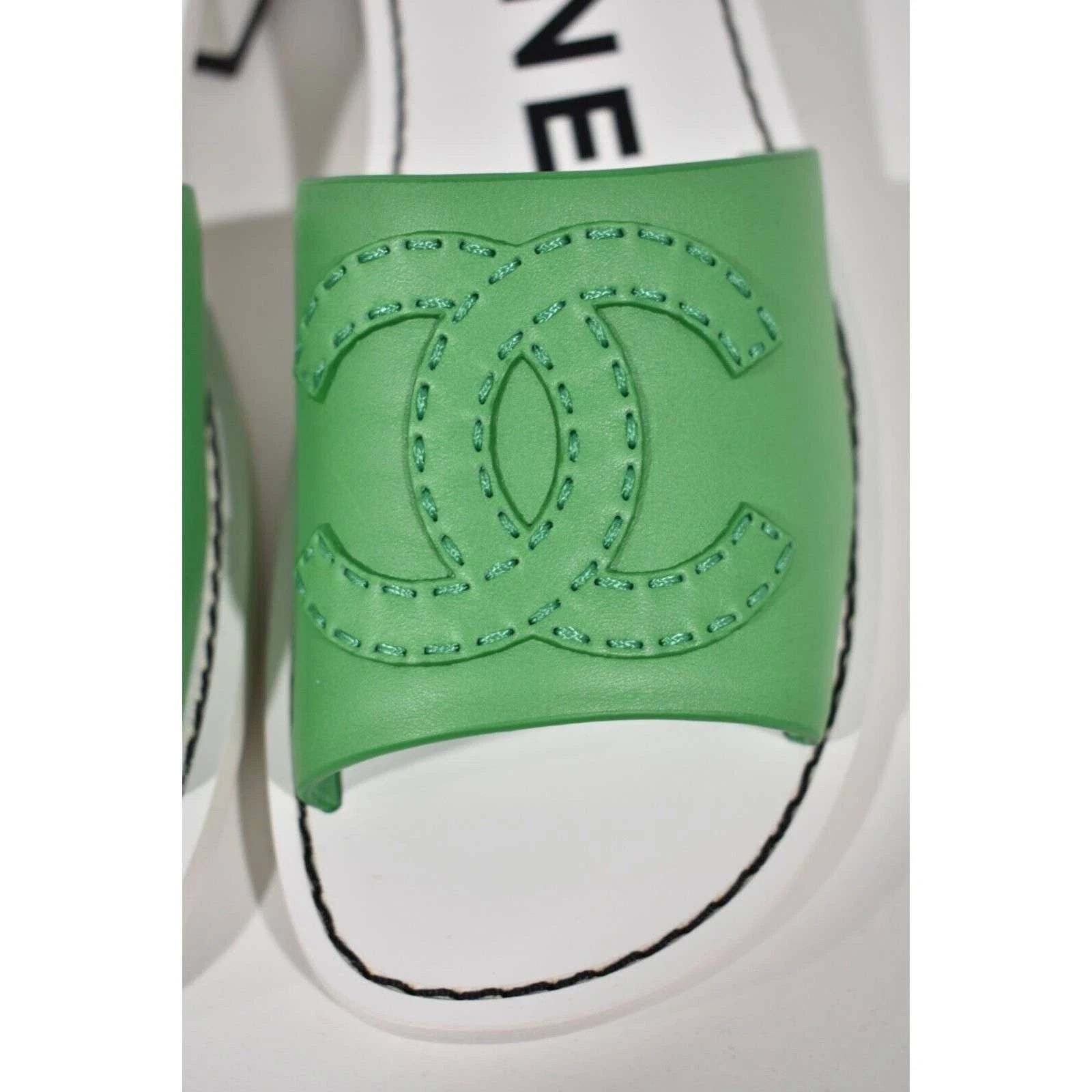 Chanel Chanel 22S Green Calfskin Leather White CC Logo Mules Size US 7 / IT 37 - 7 Thumbnail