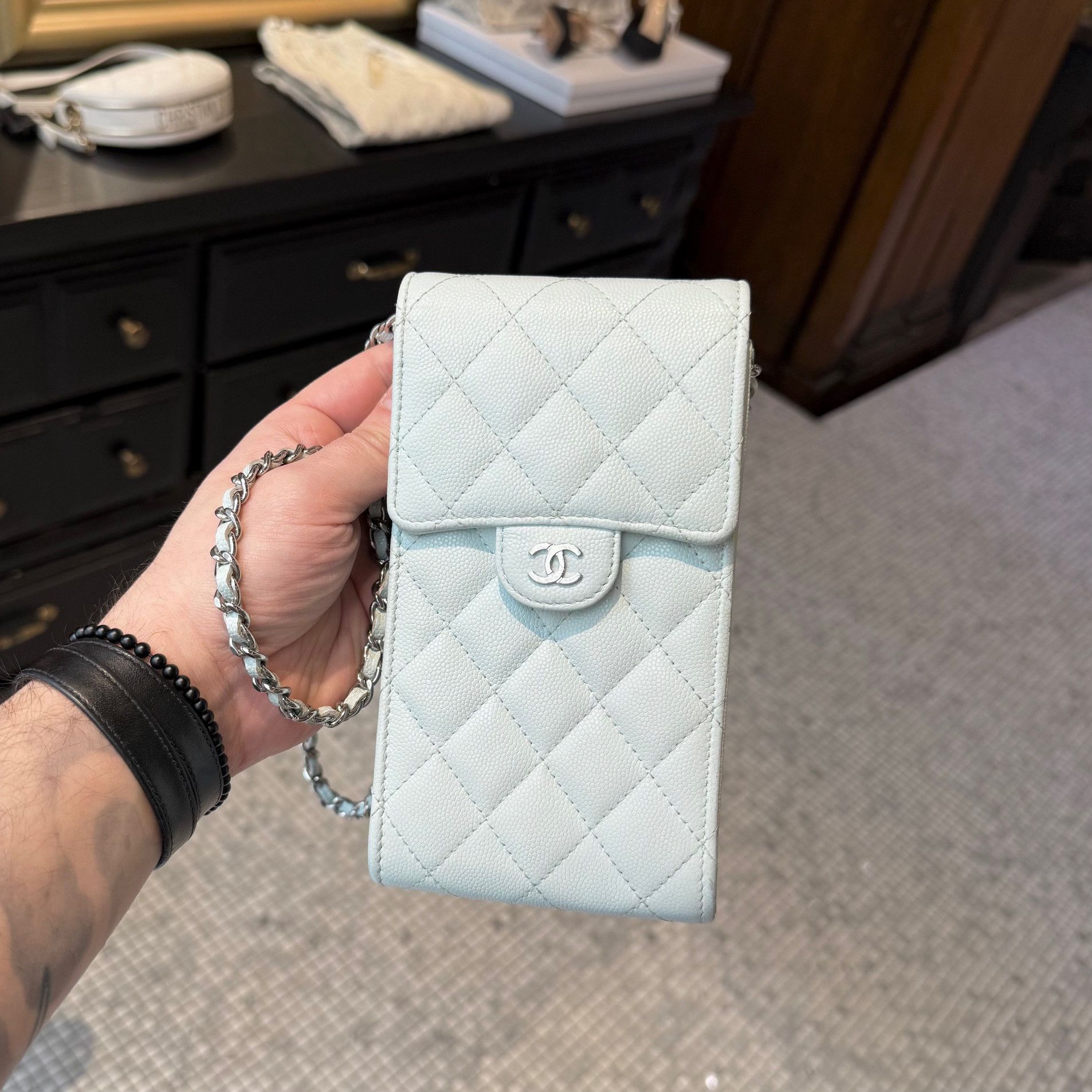 Chanel Chanel 2021 Caviar Leather Phone Holder Crossbody Chain Bag Size ONE SIZE - 21 Thumbnail
