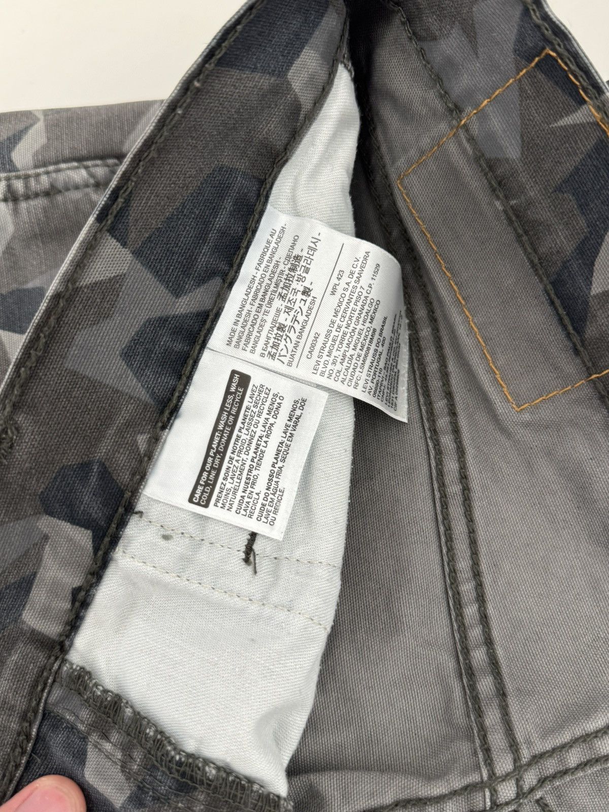 Levi's Levi’s Vintage Pants Camo Y2K styel HI-Ball W/30 Size US 30 / EU 46 - 17 Thumbnail