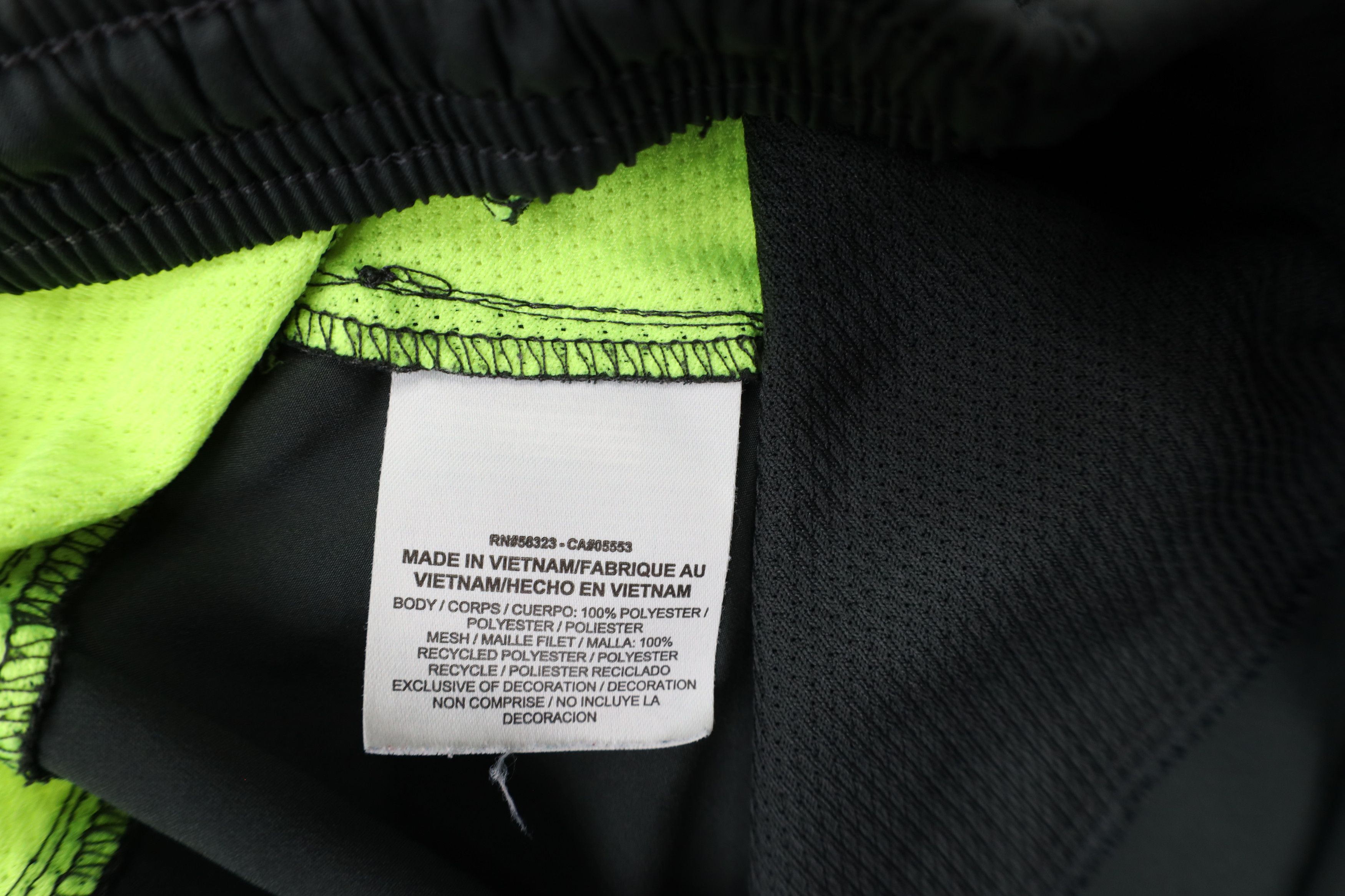 Nike × Vintage Vintage Nike Mini Swoosh Above Knee Running Shorts Gray Size US 34 / EU 50 - 8 Thumbnail