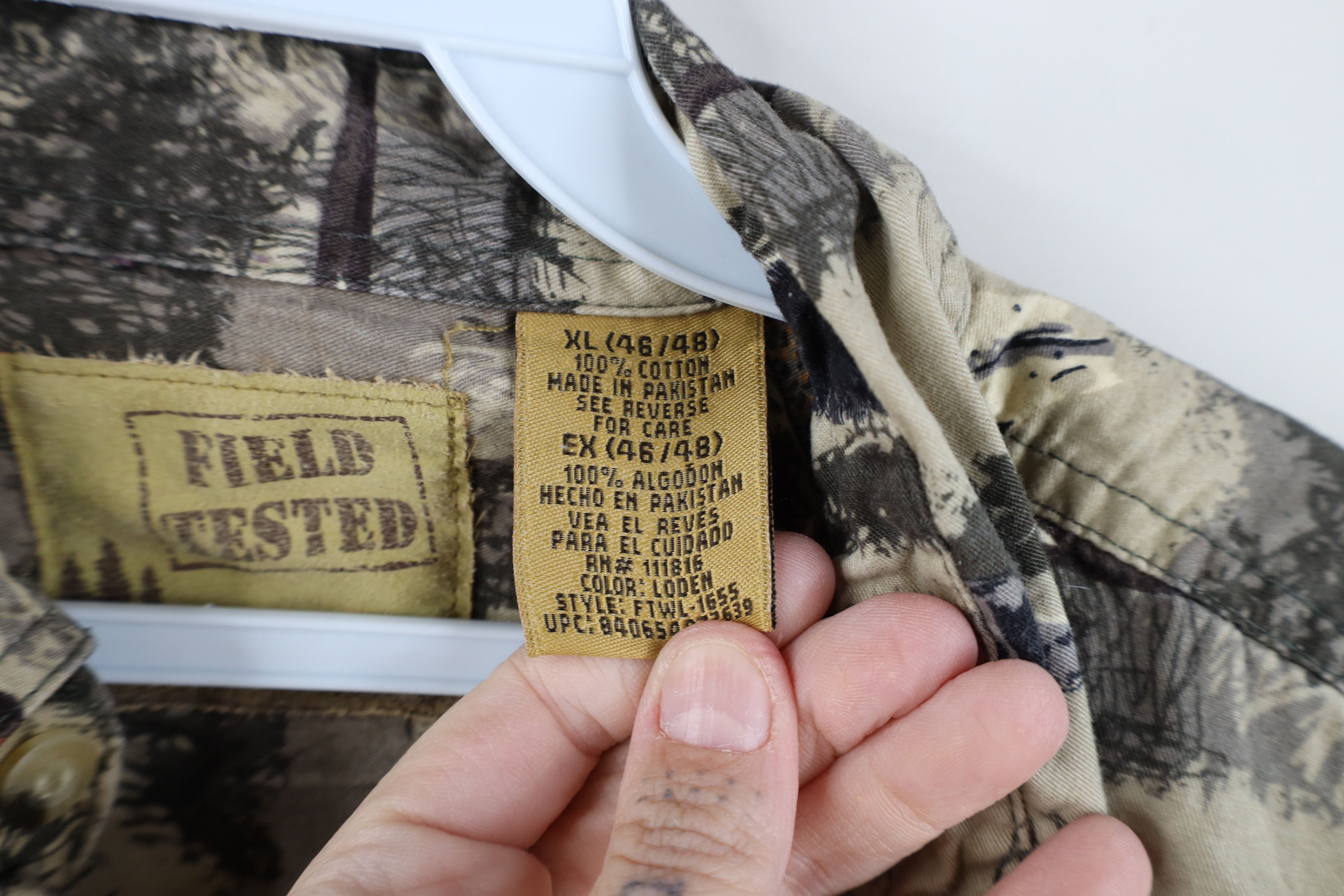 Vintage Vintage 90s Y2K Hunting Dog All Over Print Button Shirt Size US XL / EU 56 / 4 - 8 Thumbnail