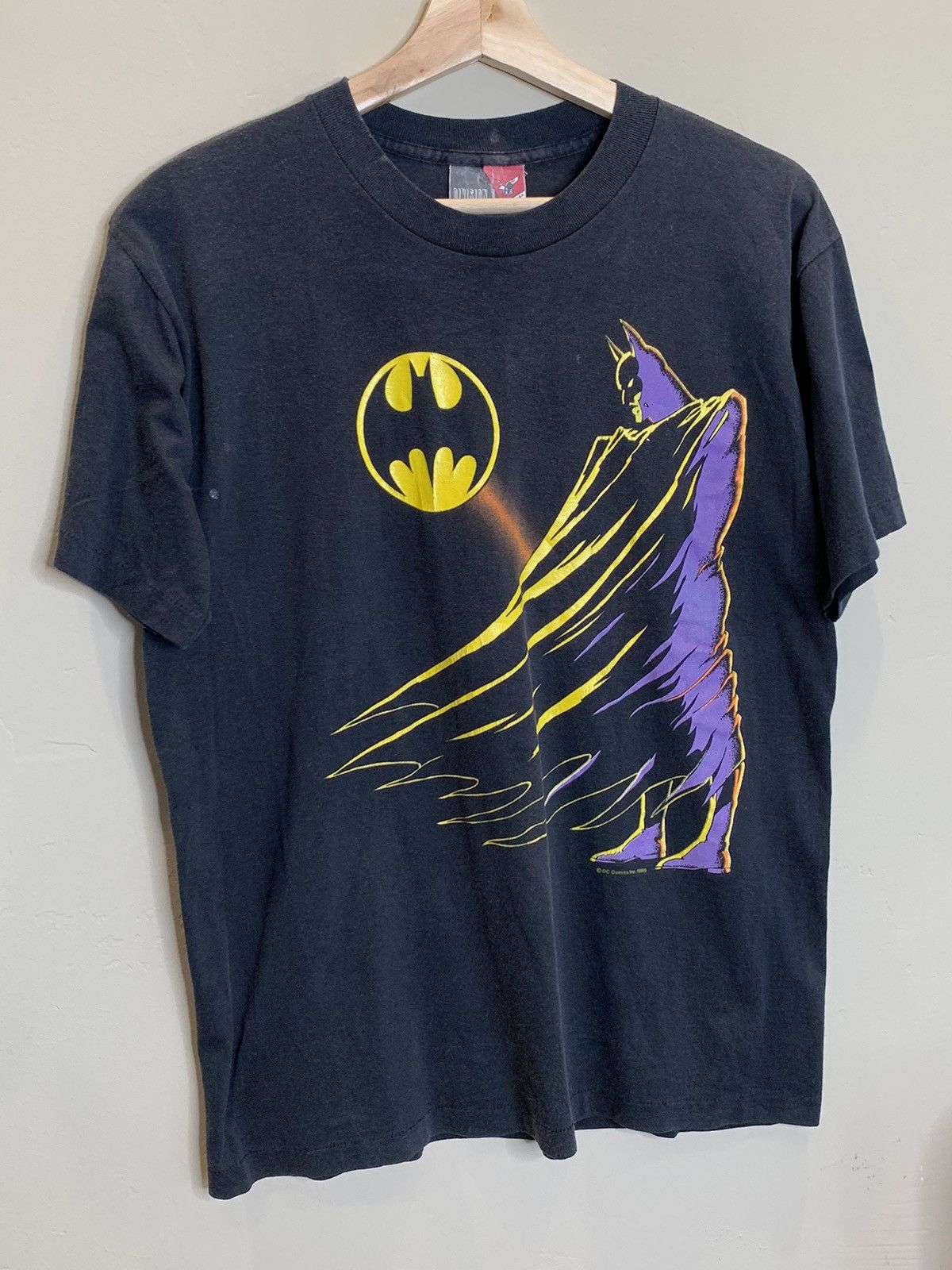 DC Comics × Vintage *RARE* Vintage 1989 Batman Bat Signal Single Stitch DC Shirt Size US L / EU 52-54 / 3 - 1 Thumbnail