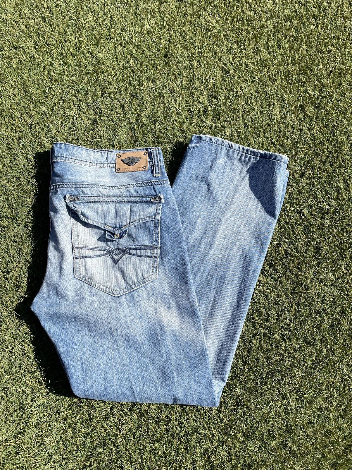 Buffalo David Bitton Buffalo David Bitton Jeans Mens Blue Light Wash 34 x 32 Size US 34 / EU 50 - 10 Thumbnail