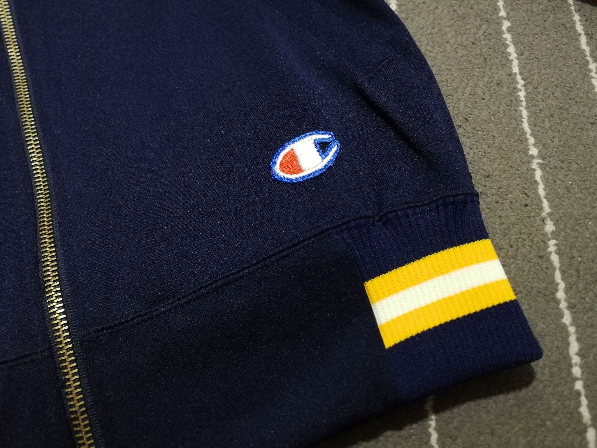 Champion × Japanese Brand × Vintage VINTAGE NOS CHAMPION track top S 2082 Size US S / EU 44-46 / 1 - 7 Thumbnail