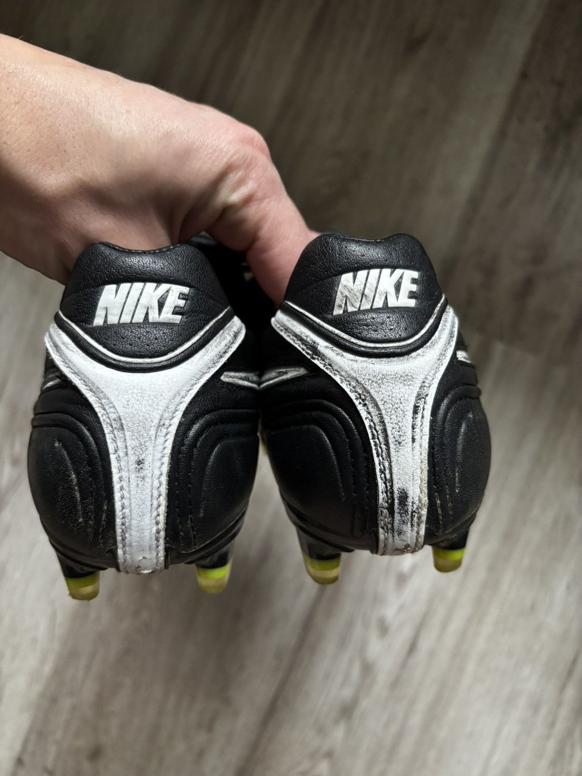 Nike Nike Tiempo Legend III FG Soccer Cleats VoltNo Insoles Size US 9 / EU 42 - 9 Thumbnail