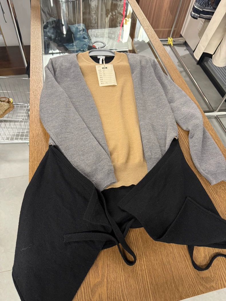 Loewe LOEWE Two fake cardigans Size XS / US 0-2 / IT 36-38 - 1 Thumbnail
