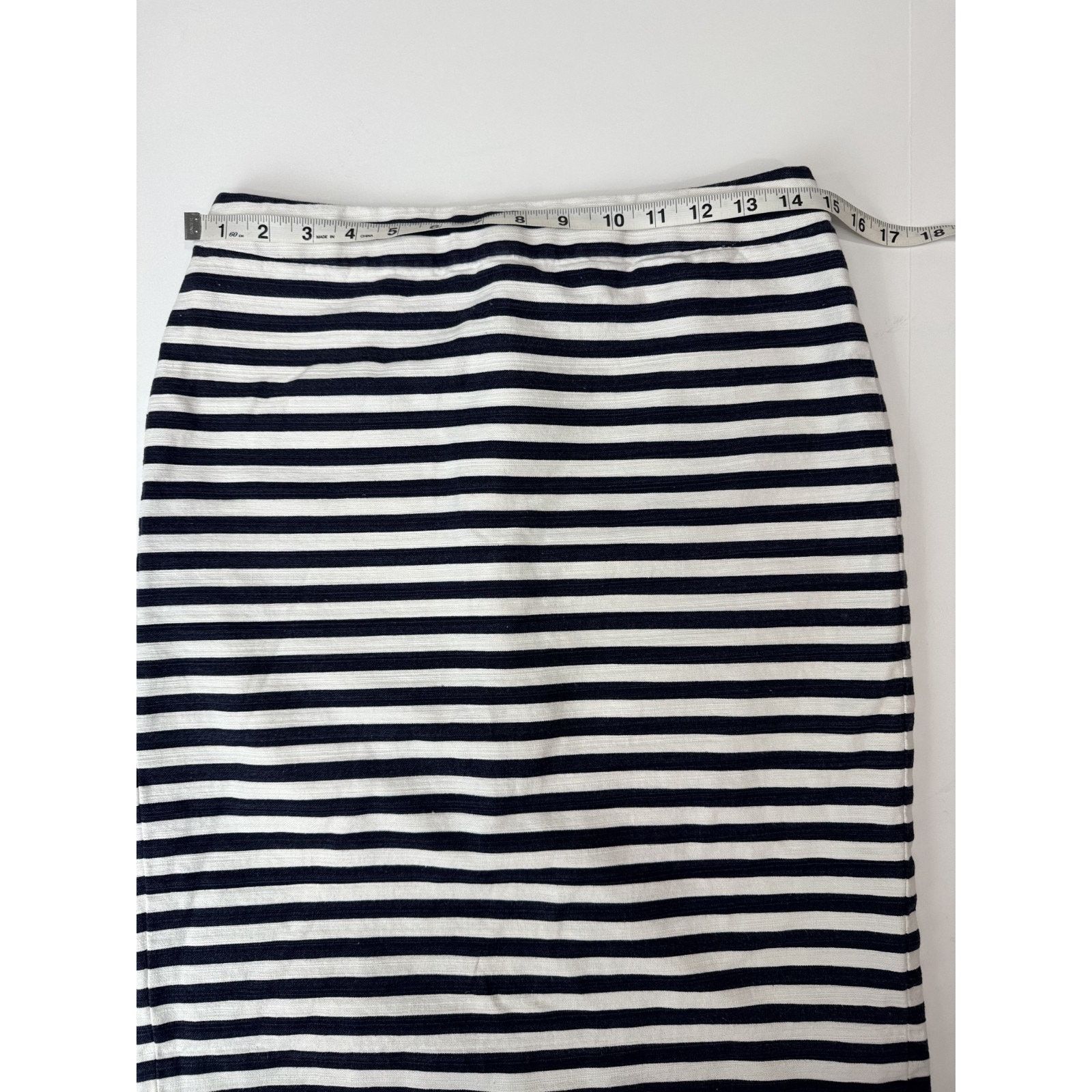 J.Crew J.Crew No. 2 Pencil Skirt 4 Navy Stripe Preppy Nautical Size 27" / US 4 / IT 40 - 2 Thumbnail