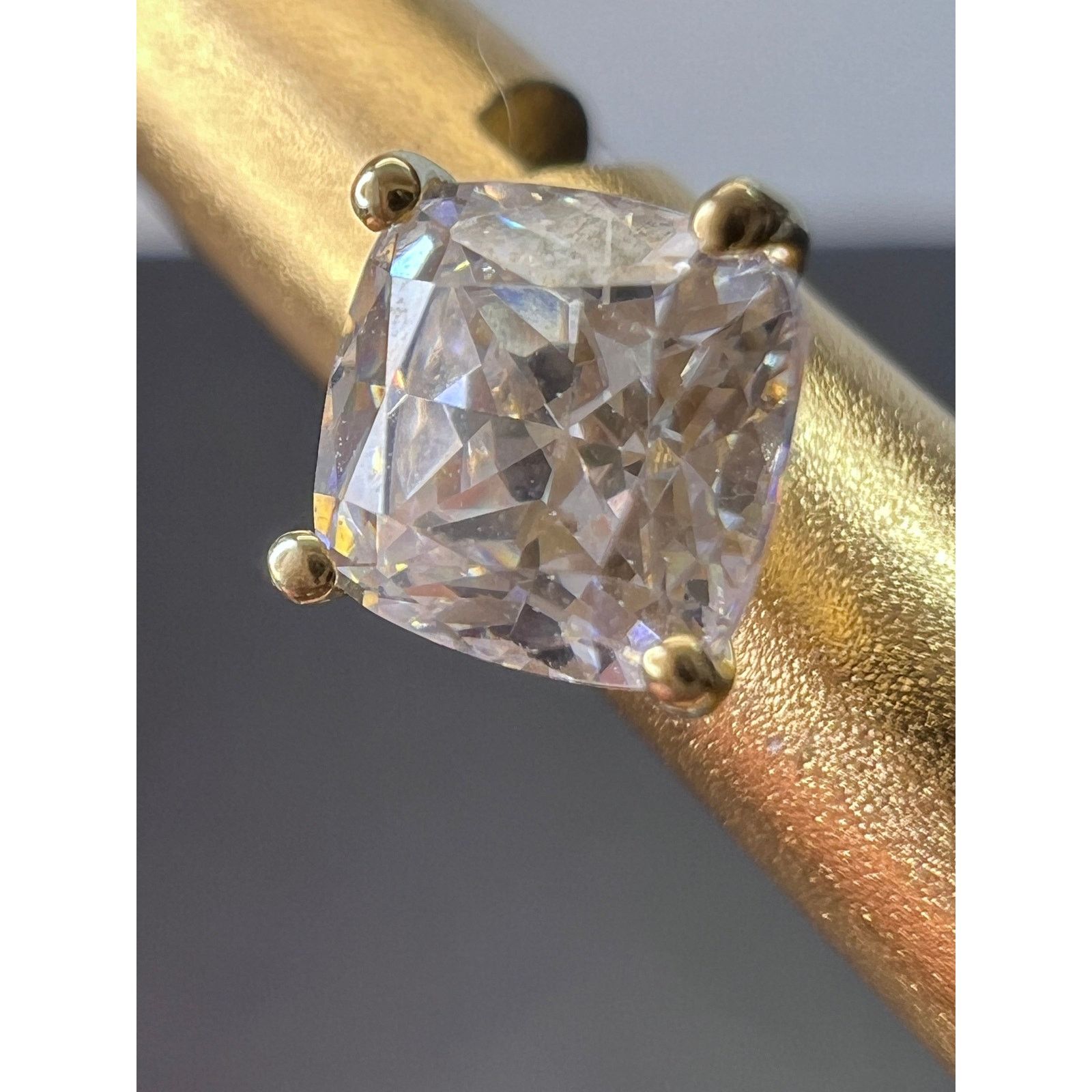 Other 10k yellow gold princess cut cubic zirconia stud earrings Size ONE SIZE - 6 Thumbnail