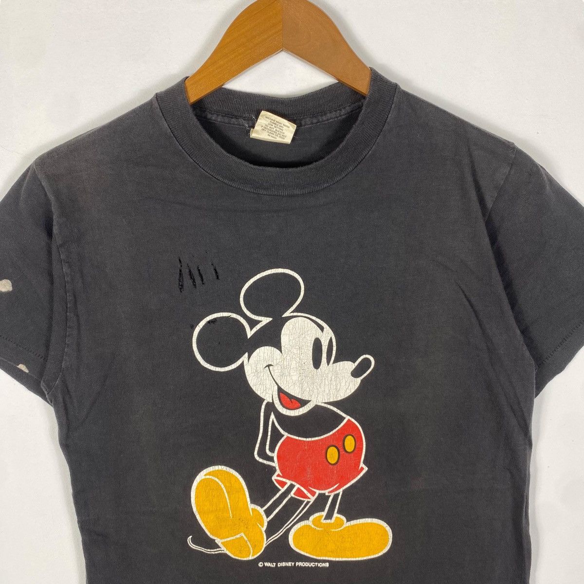 Mickey Mouse × Vintage Vintage 90's MICKEY MOUSE Disney Cartoon Distressed Tee Size US M / EU 48-50 / 2 - 2 Thumbnail