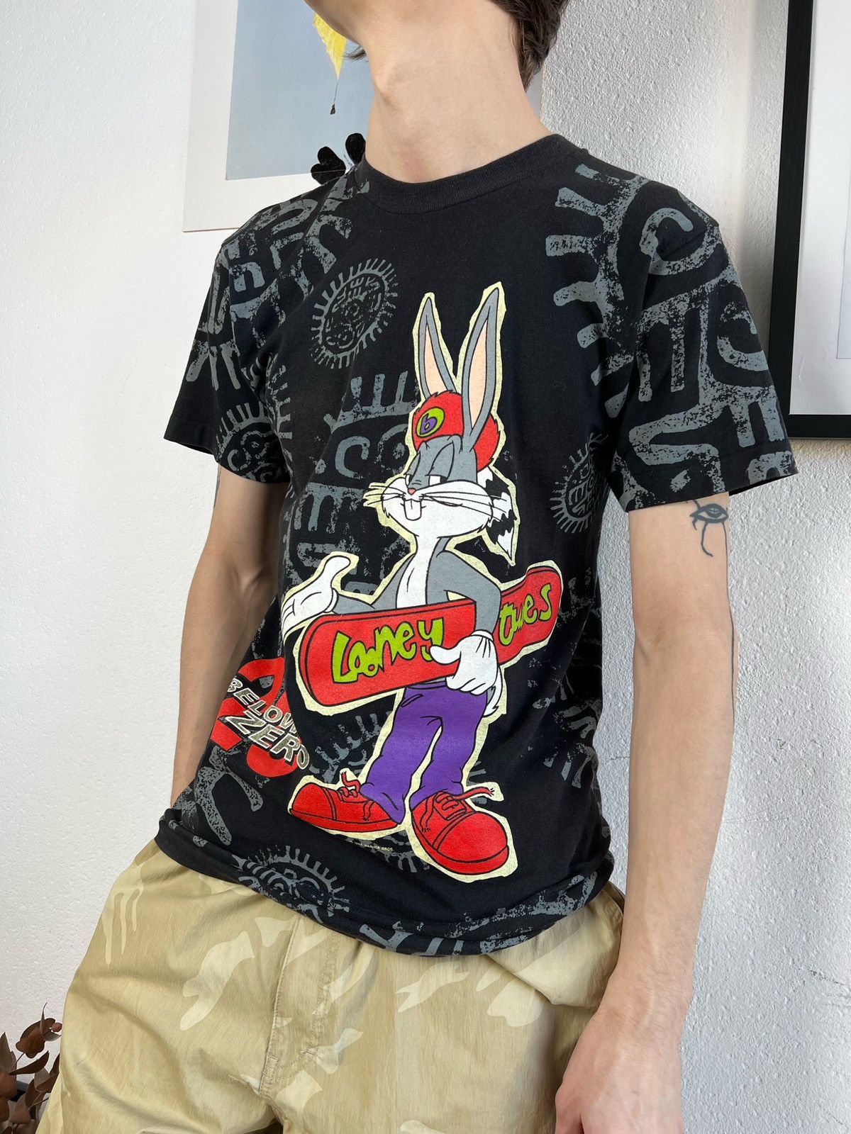 Vintage × Warner Bros Vintage looney tunes Tshirt skateboards Aztec all over print Size US M / EU 48-50 / 2 - 9 Thumbnail