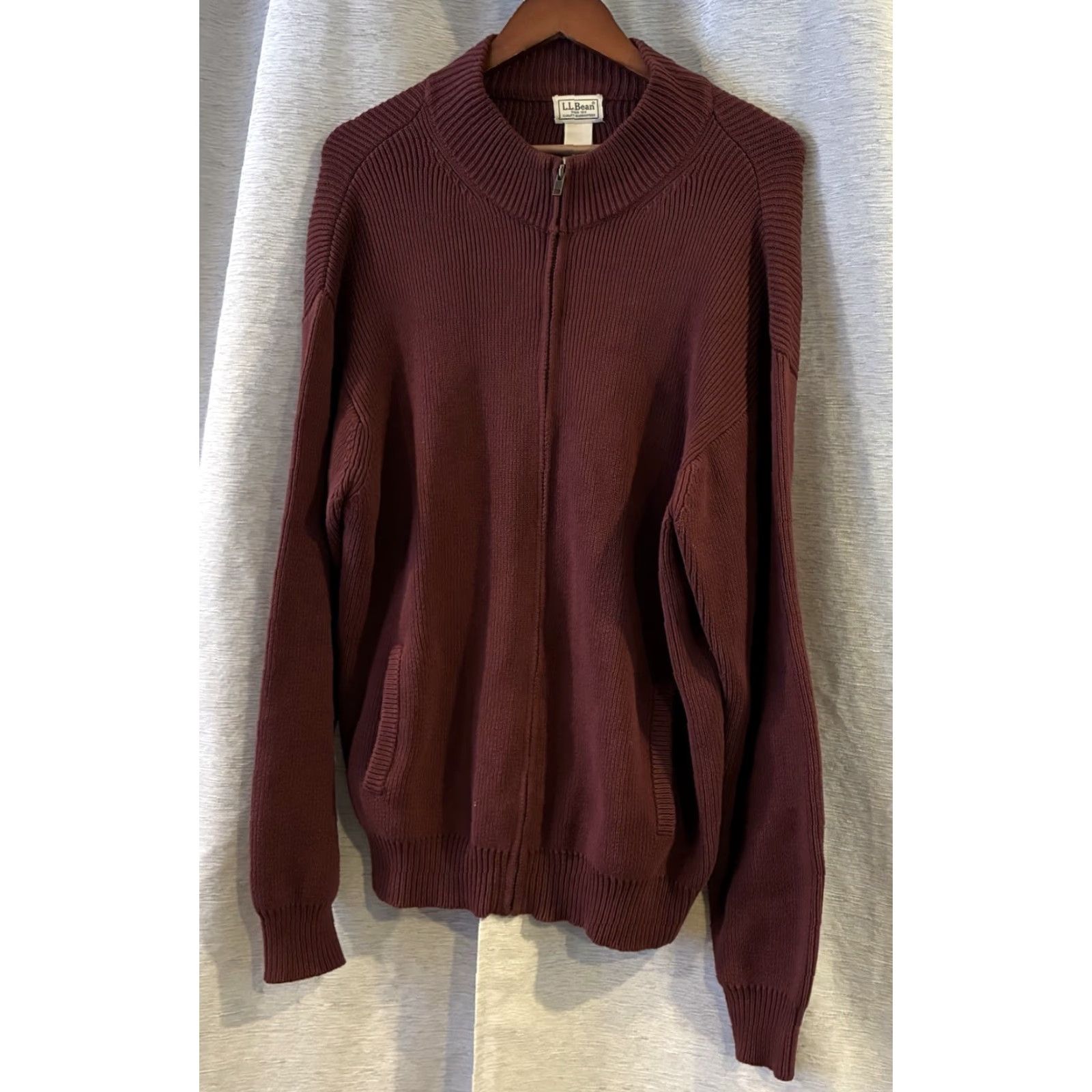 Vintage L.L. Bean Sweater Mens XL Burgundy Full Zip Mock Neck Cotton Pockets Zipper Heavyweight Knit Size US XL / EU 56 / 4 - 2 Thumbnail