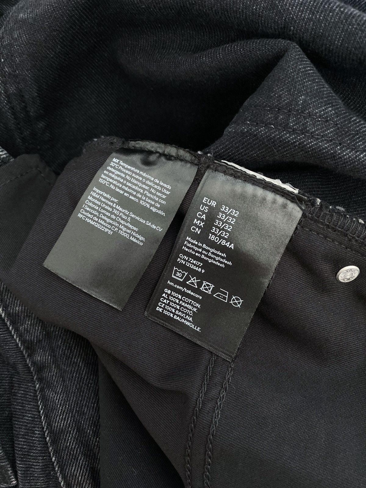 H&M × Jean-Michel Basquiat × Who Decides War Who Decides War Baggy denim jeans H&M x Basquiat x Ev&Tela Size US 33 - 15 Thumbnail