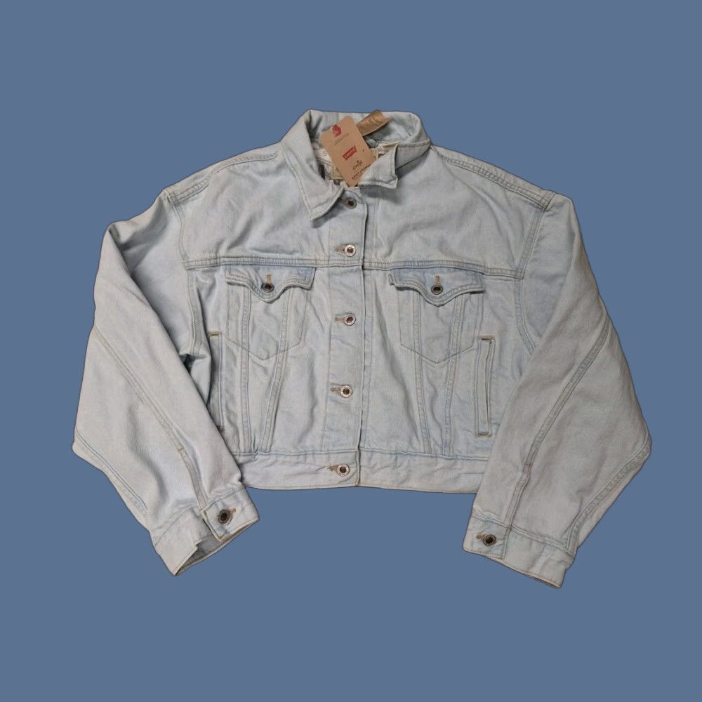 VINTAGE Levi’s Women’s Silvertab Baggy Cropped Trucker Light Blue Jean Jacket XL NEW