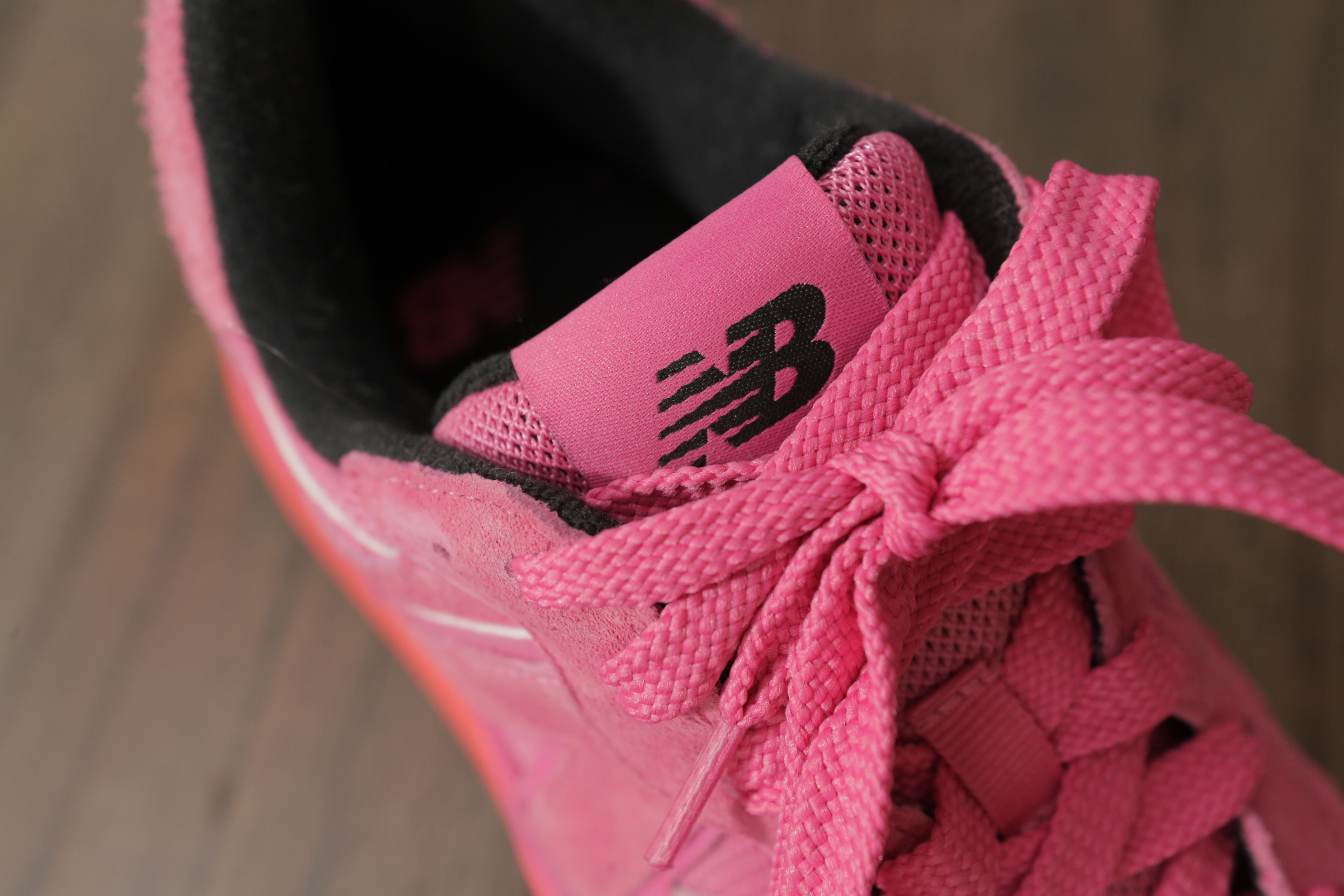 New Balance New Balance 57/40 Valentine's Day (2021) (9.5) Size US 9.5 / EU 42-43 - 8 Thumbnail