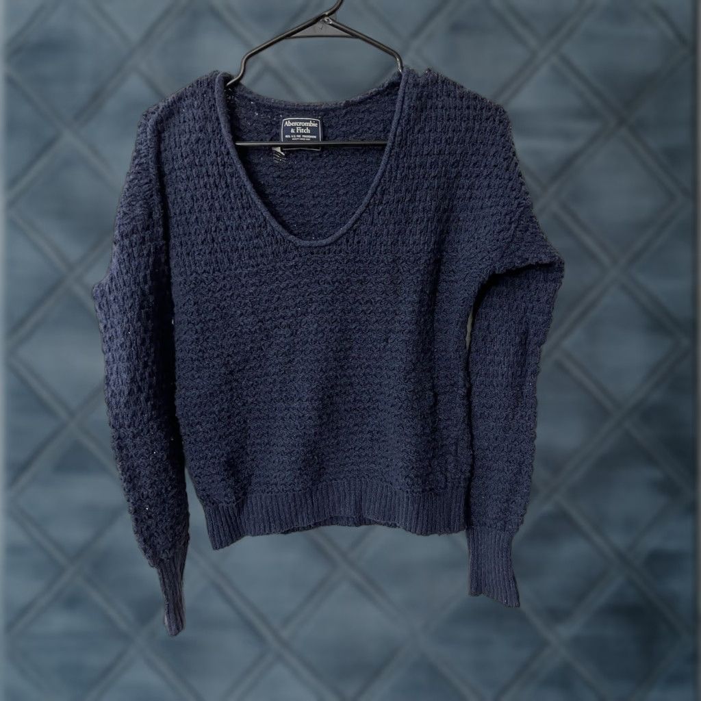 Abercrombie & Fitch VINTAGE Abercrombie & Fitch Sweater Womens XS Navy Open Knit Pullover Long Sleeve Round Neck Casual Knitwear Blue 90s Womens Size XS / US 0-2 / IT 36-38 - 1 Thumbnail