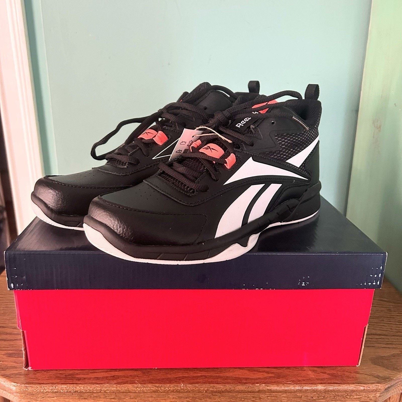 Reebok Reebok More Buckets Basketball Sneakers Shoes Youth 7 Mens 7 Size US 7 / EU 40 - 2 Thumbnail